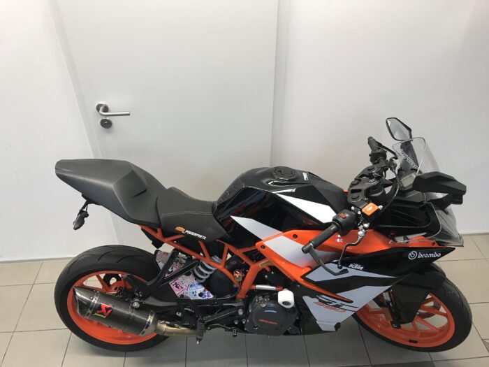 KTM 390 RC Akrapovic R&G Träger Sturzpads Powerparts – Bild 5