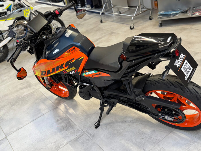 KTM 125 Duke RACE ON EDITITION – Bild 8